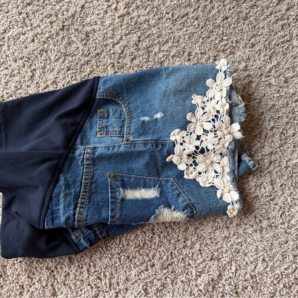 Maternity Denim Shorts with Navy Panel and White Lace Trim - Picture 2 of 4